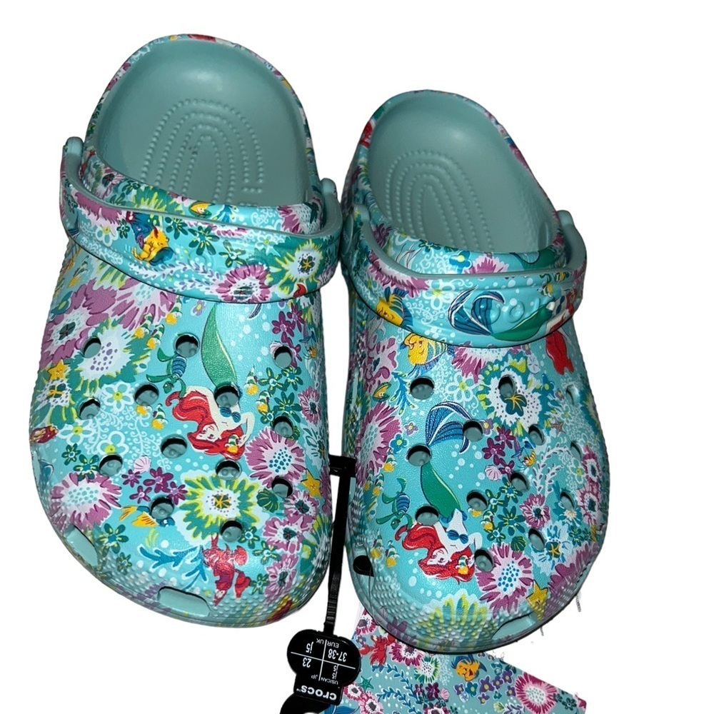 VERA Bradley and Disney little mermaid floral Ariel croc clogs women size 7 j5